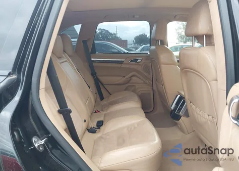 2013 Porsche Cayenne Gts из США, поврежденный, VIN WP1AD2A21DLA76415